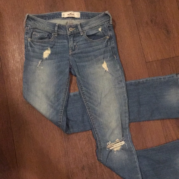 Hollister Denim - Hollister Light Wash Ripped Bootcut Jeans -  3R